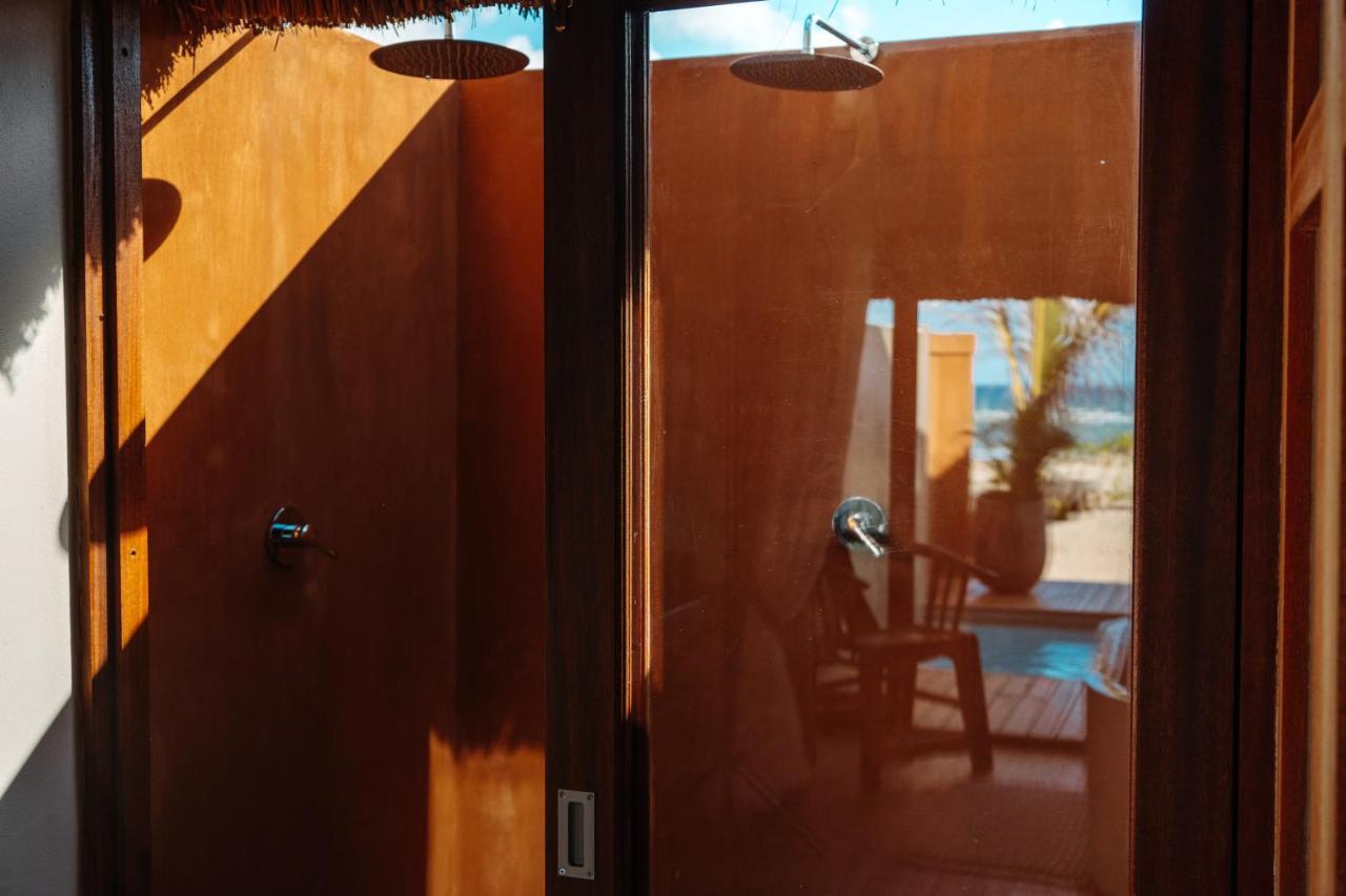 Eclectic Beach Retreat Cabo Nhamua Exterior foto